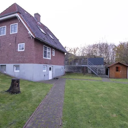 Robbe, Grosszuegige Doppelhaushaelfte Fuer Bis Zu 4 Personen Mit Garten Und Sauna, Hunde Erlaubt * Dagebüll