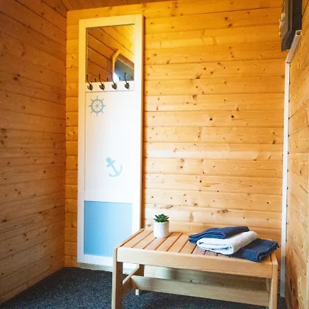 Holiday home Robbe, Grosszuegige Doppelhaushaelfte Fuer Bis Zu 4 Personen Mit Garten Und Sauna, Hunde Erlaubt